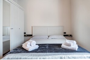 1 habitación, wifi y ropa de cama