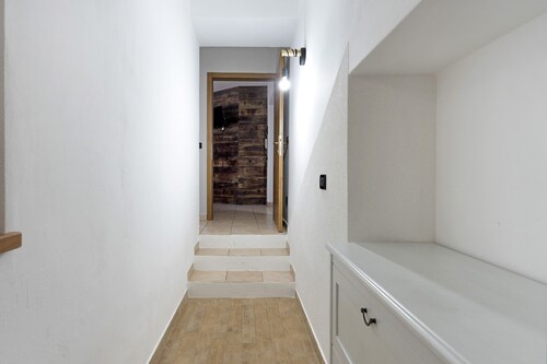Appartement 'Ride Home 2' avec vue sur la montagne, jardin commun et Wi-Fi