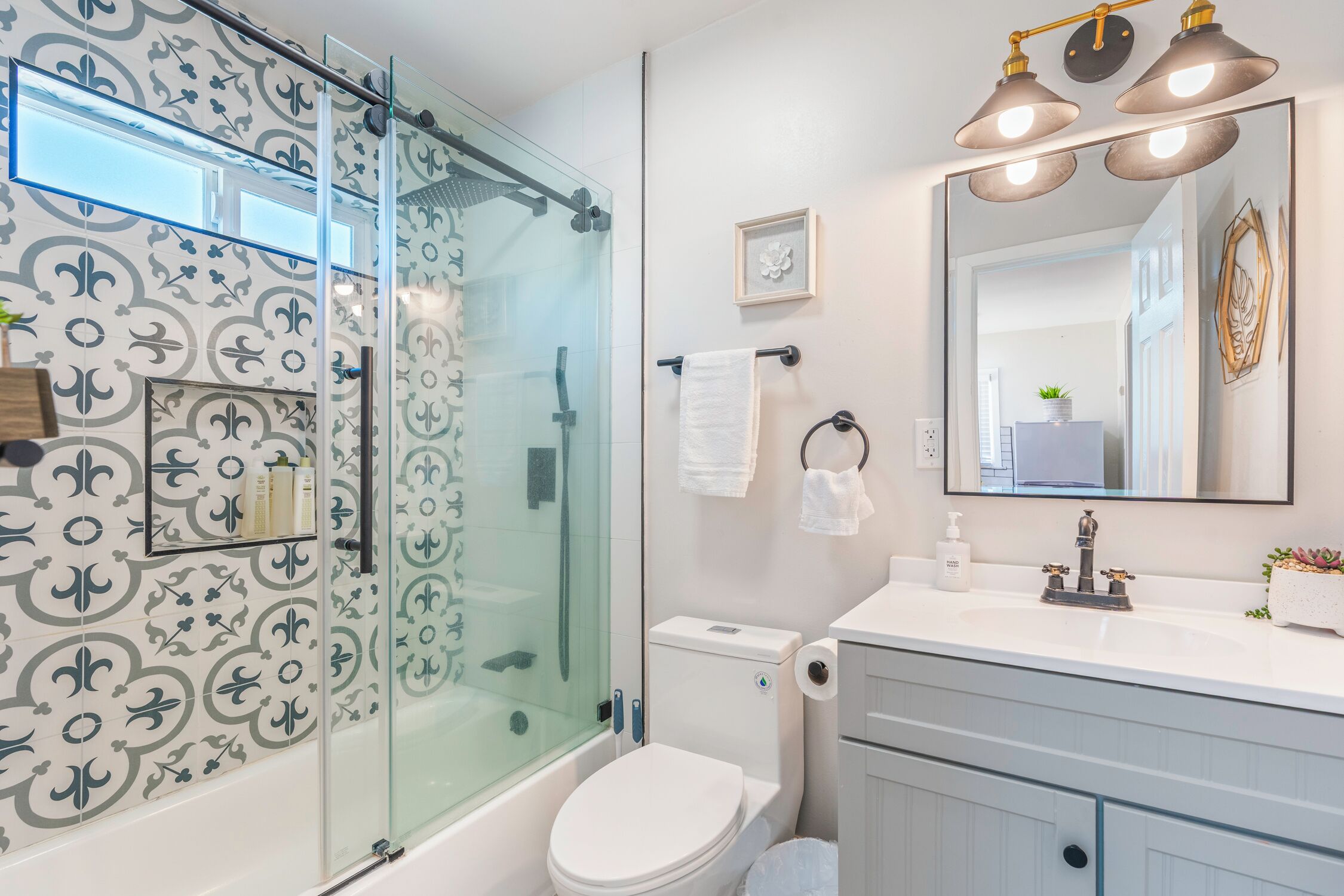 Hair dryer, towels, toilet paper