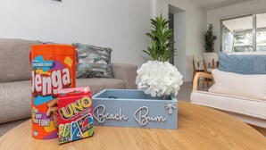 Interior - Coastal Oasis Home- Pool/Sleeps12/5min to HardRock (Hollywood)