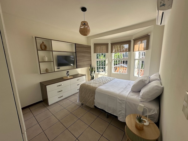 Quarto casal standard, vista para a cidade | Wi-Fi de cortesia