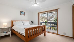 2 bedrooms, bed sheets