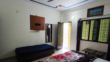 Family Quadruple Room, Balcony, Mountain View