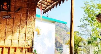 Nature villa cafe and homestay