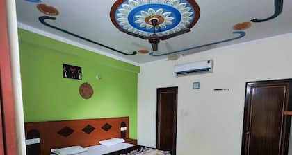 Nature villa cafe and homestay