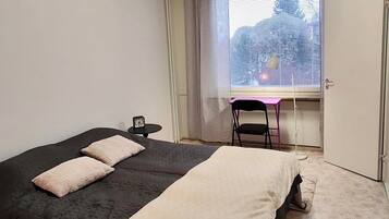 Apartment, 1 Bedroom, Hot Tub, Garden View | 2 bedrooms