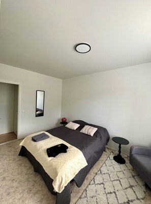 Apartamento, 1 habitación, bañera de hidromasaje, vistas al jardín | 2 dormitorios