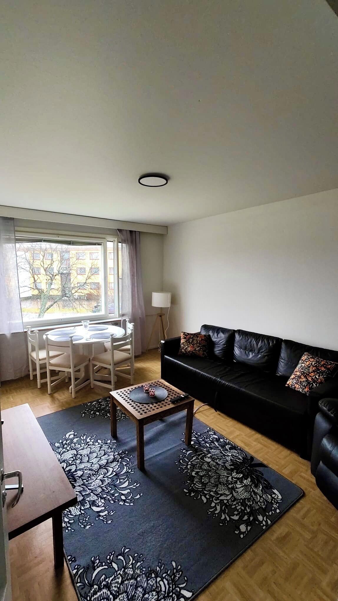 Apartment, 1 Bedroom, Hot Tub, Garden View | Living room