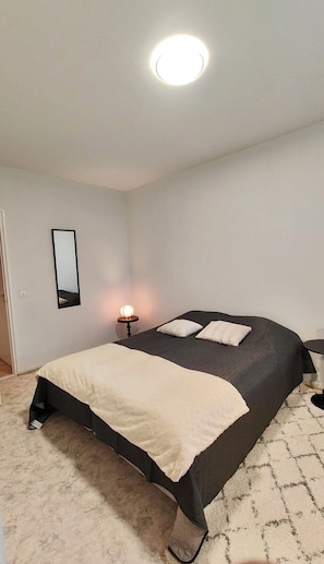 Apartment, 1 Bedroom, Hot Tub, Garden View | 2 bedrooms