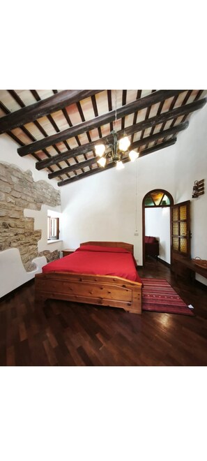 2 bedrooms, bed sheets, wheelchair access