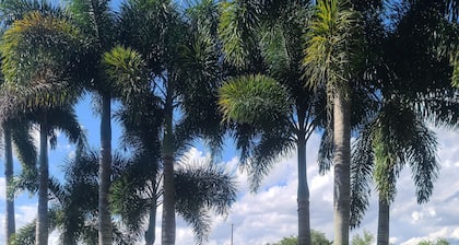 "OKEETIME" fish golf 360 night up to 8 sleeps 16 pontoon xtra READ DETAILS ty