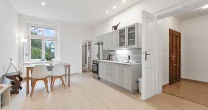 Apartment with Garden View