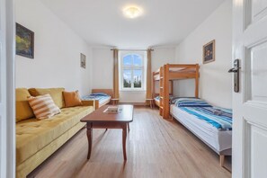 1 bedroom, iron/ironing board, bed sheets