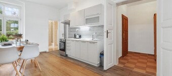 VILA GALA  Deluxe One-Bedroom Apartment with Garden View