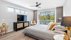 6 bedrooms, free WiFi