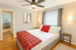 3 Schlafzimmer, Schreibtisch, Bügeleisen/Bügelbrett, kostenloses WLAN