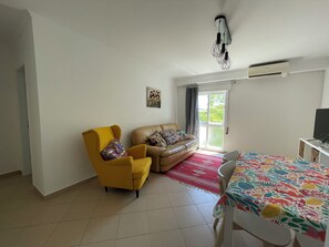 Living area - LISBON Suth (Caparica)