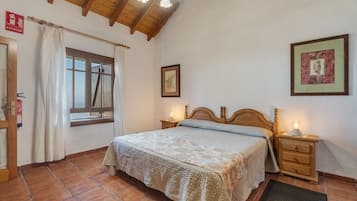 2 slaapkamers, een strijkplank/strijkijzer, wifi, beddengoed