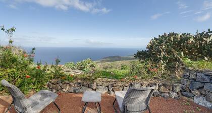 Casa Rural 'El Almendro' mit Meerblick, Gemeinschaftsterrasse und WLAN