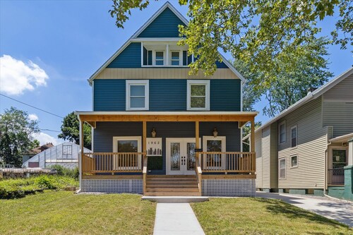 The Cleveland Haven - Spacious 4-bedroom house in enjoyable Cleveland with AC