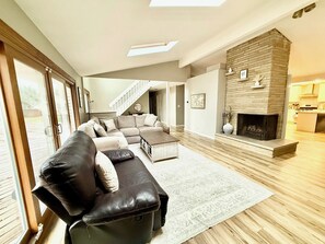 Smart TV, tenis de mesa y libros 