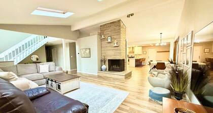 Expansive, open, and inviting in Columbus. Luxurious, light filled sanctuary.