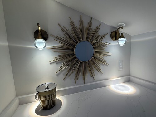 Williamsville Village Mid-Century Modern Bungalow 2-bedroom house New Remodeled