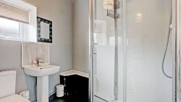 Shower, towels