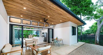 Six minute walk to beach / Stylish & Private 2 BR