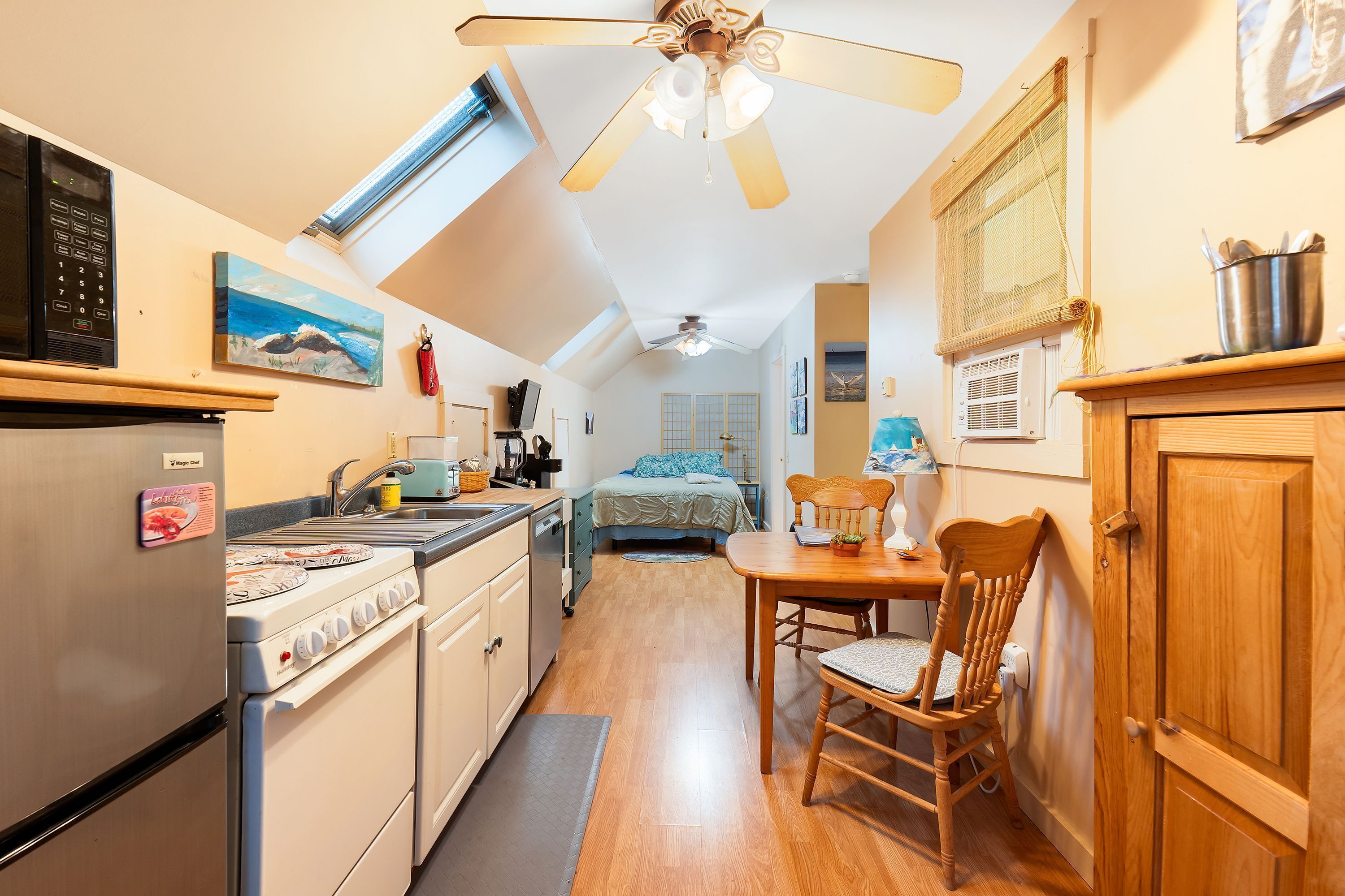 Fridge, microwave, dishwasher, coffee/tea maker