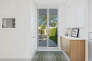 Interior - Private 3-bedroom in Marrakesh Country Club (Palm Desert)