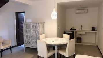 Superior Chalet, Garden View | Living area