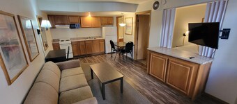 Manor Suites