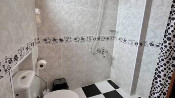 Family Double Room, Balcony, City View | Bathroom | Slippers