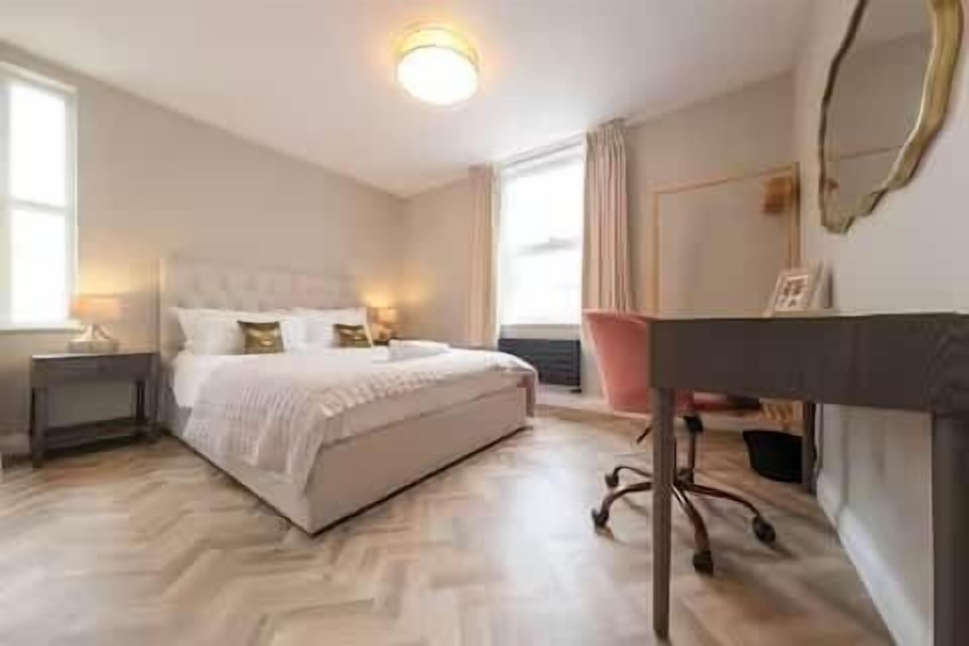 1 dormitorio, tabla de planchar con plancha, wifi gratis y ropa de cama