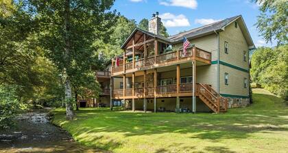 Newly Renovated Condo w/Golf Course & Creek View