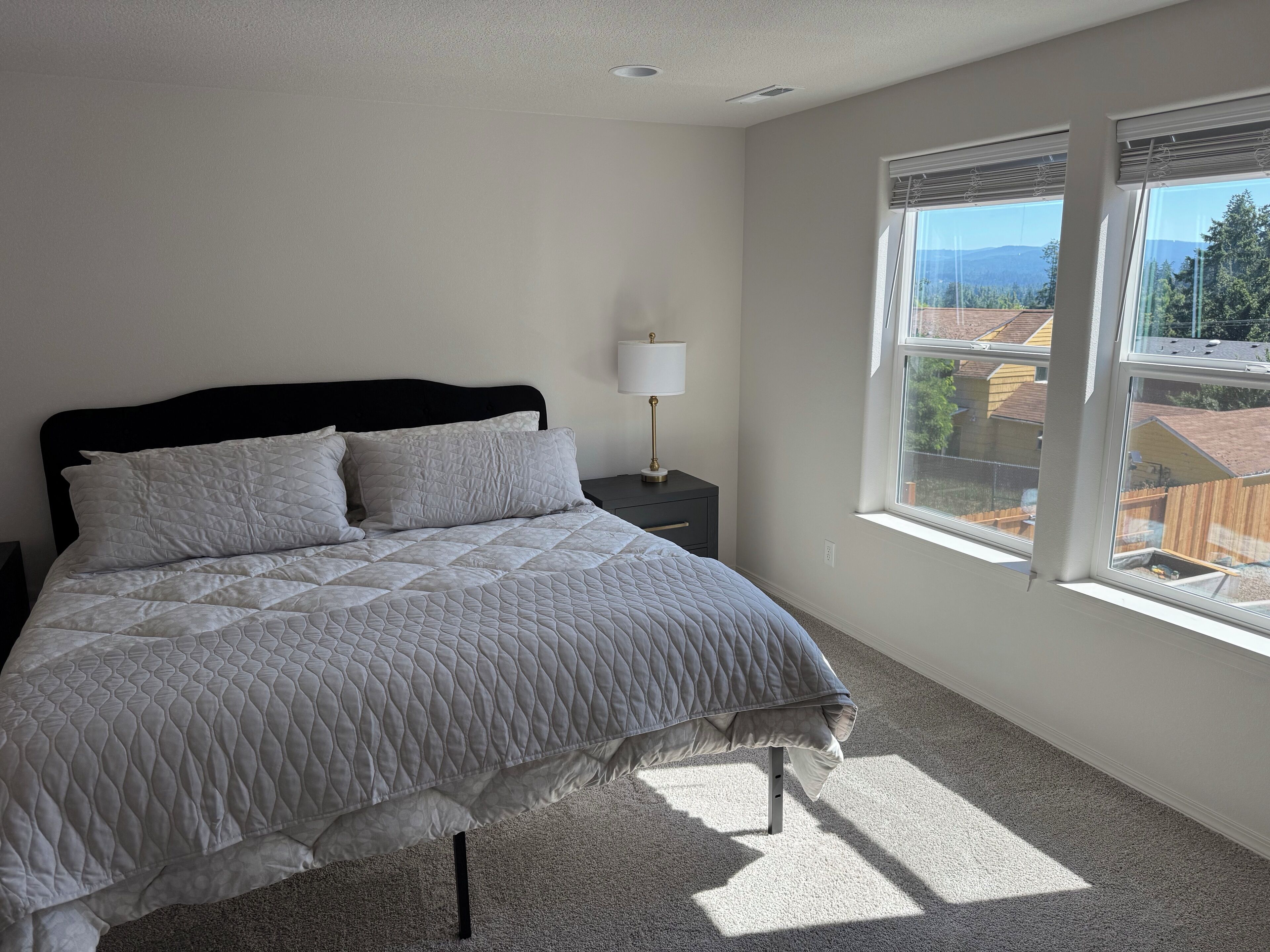 3 soverom, strykejern/-brett, wi-fi (inkludert) og sengetøy