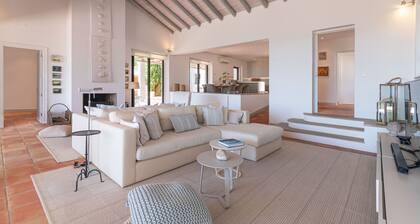 Casa Velha Pool Ocean View