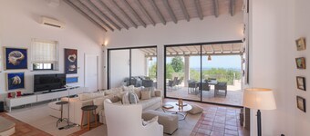 Casa Velha Pool Ocean View