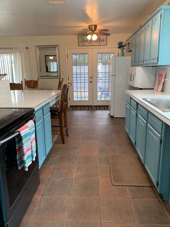 Microwave, oven, stovetop