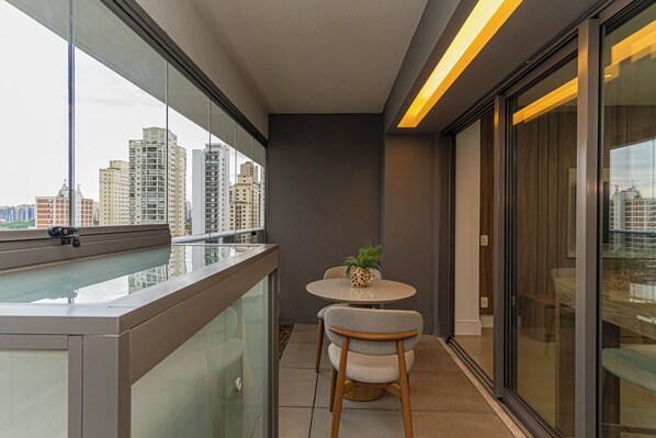 屋外ダイニングエリア