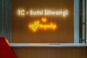 Lobby - Hotel Bumi Siliwangi by My Hospitality (Sukasari)