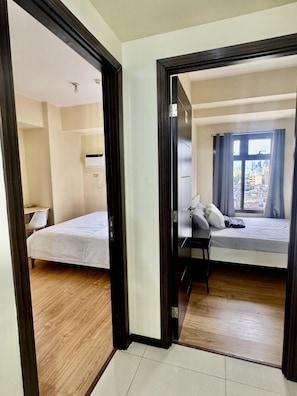 2 habitaciones y ropa de cama