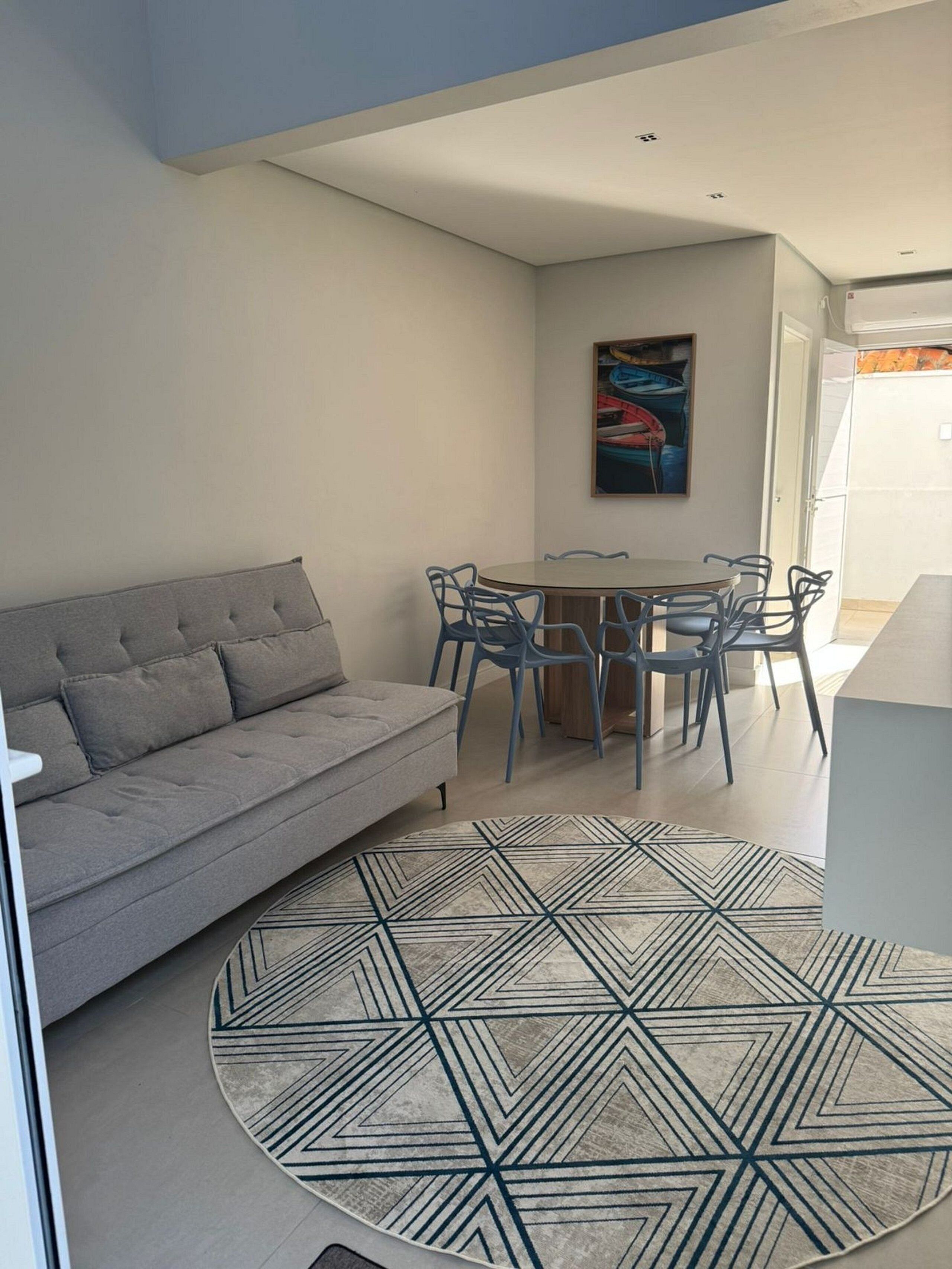 Apto Praia da Armação - D´Santa Loft´s - Penha | Living area | 43-inch Smart TV with digital channels, Netflix, streaming services