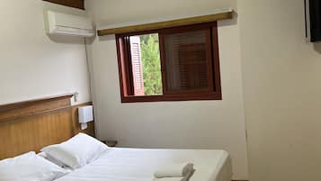 Quarto triplo luxo, vista para a montanha | Wi-Fi de cortesia