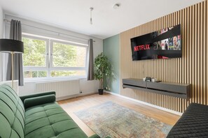 Télévision, jeux vidéo, livres