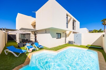 Villa Paula - Three Bedroom Villa, Sleeps 6