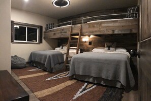 5 Schlafzimmer, kostenloses WLAN, Bettwäsche