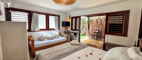 Family Room, Non Smoking, Courtyard Area