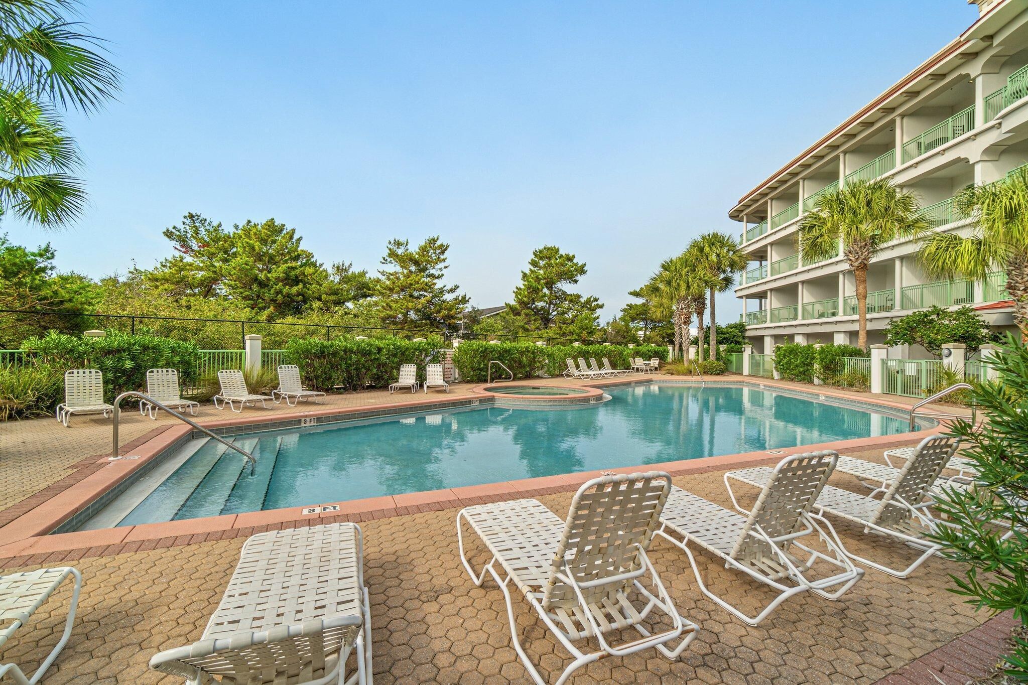 Studio, 1 King Bed (Inn at Seacrest Beach 409) | Pool